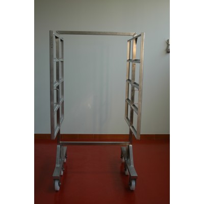 TROLLEY FOR THE TRANSPORTATION AND TREATMENT OF PRODUCTS 5 level